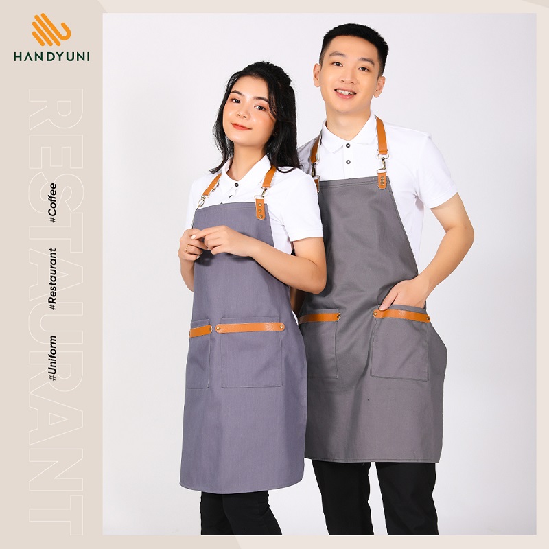 Nhân viên salon tóc mặc đồng phục sẽ giúp tăng tính chuyên nghiệp