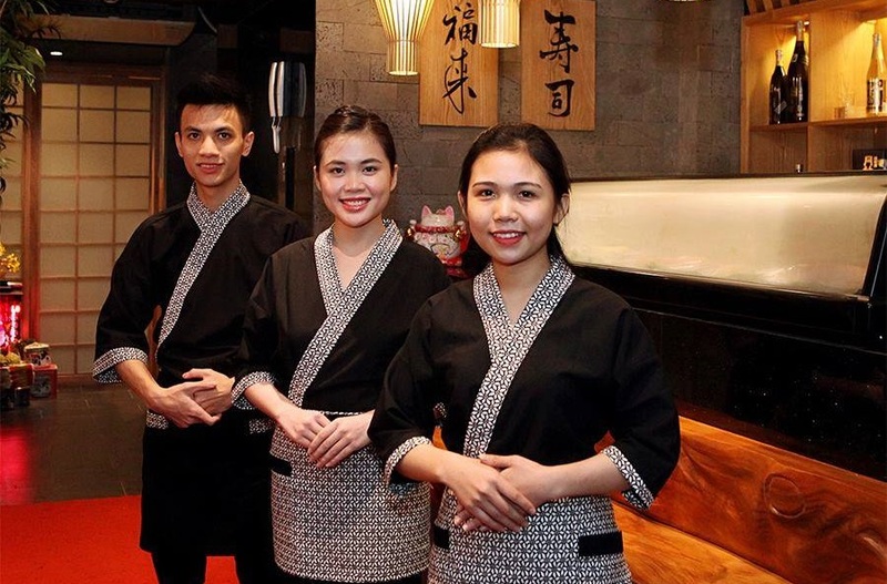 Mẫu trang phục truyền thống hoặc cách điệu
