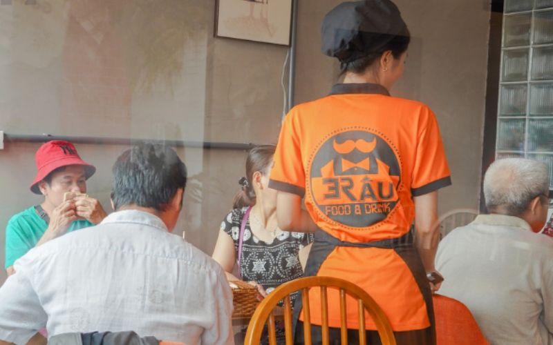 may đồng phục quán gà rán