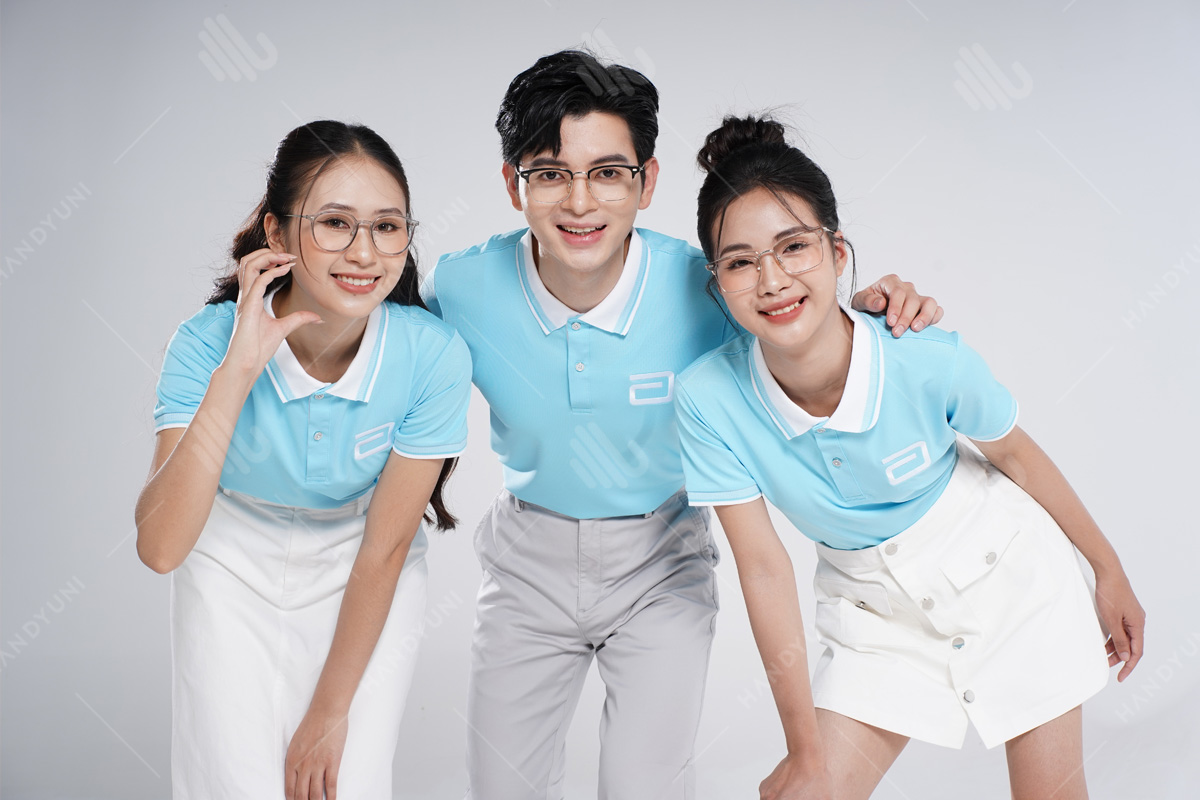 Áo đồng phục công ty thêu logo giá rẻ