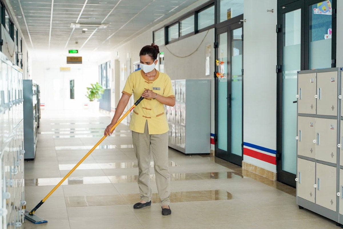 Đồng phục lao công trường học