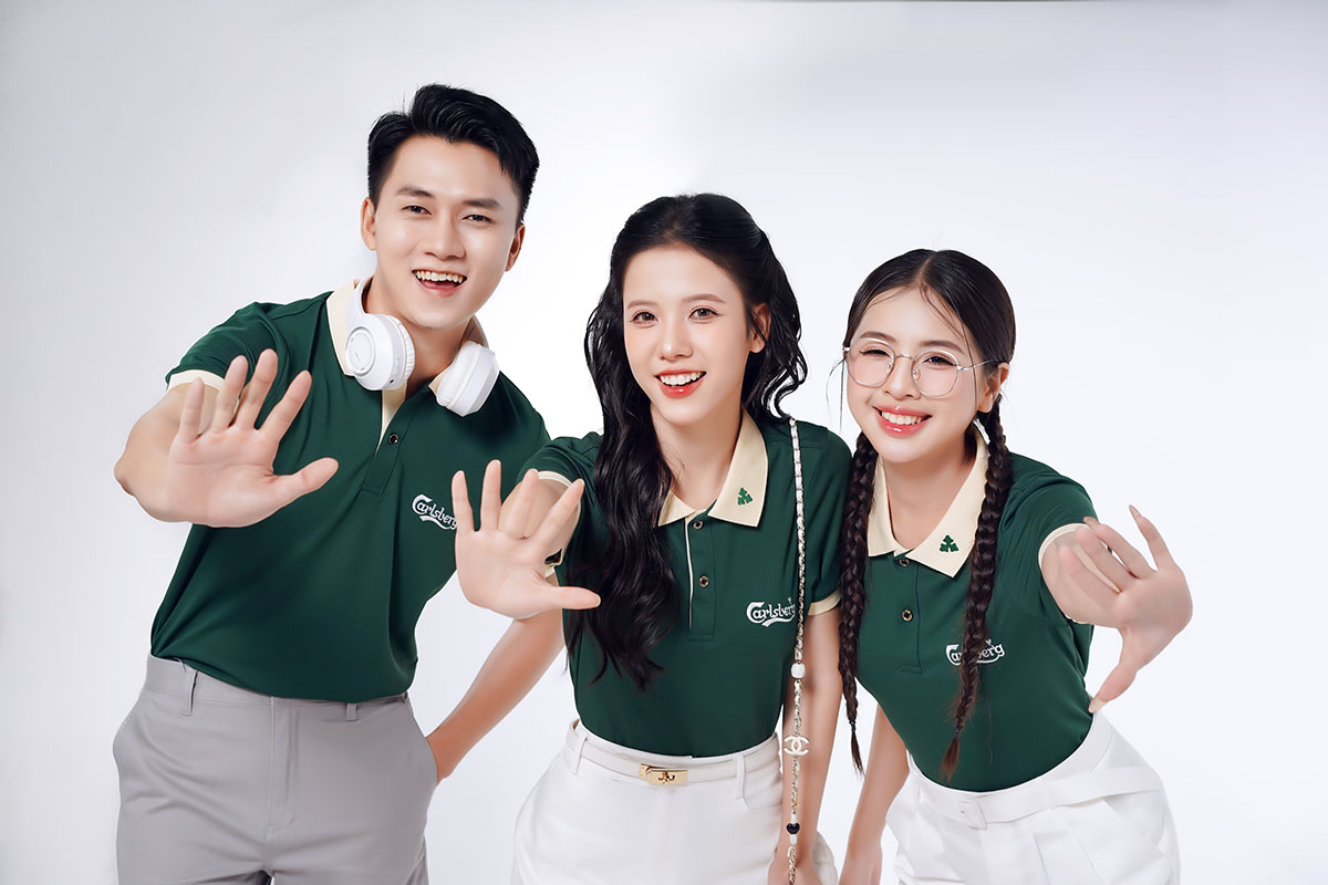 Mẫu áo polo đồng phục chất liệu vải cao cấp