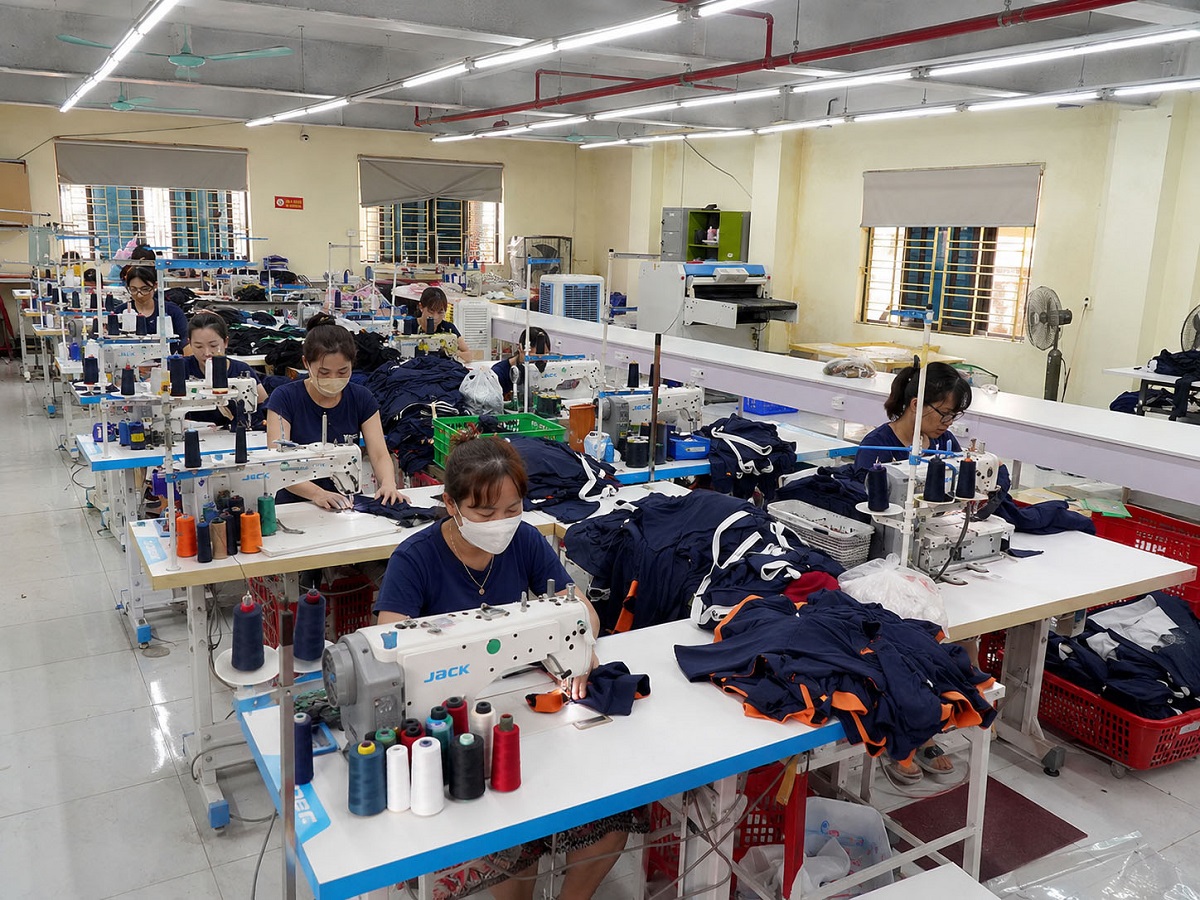 Lựa chọn HANDY UNI là bạn sẽ có áo gile đồng phục bền đẹp theo thời gian