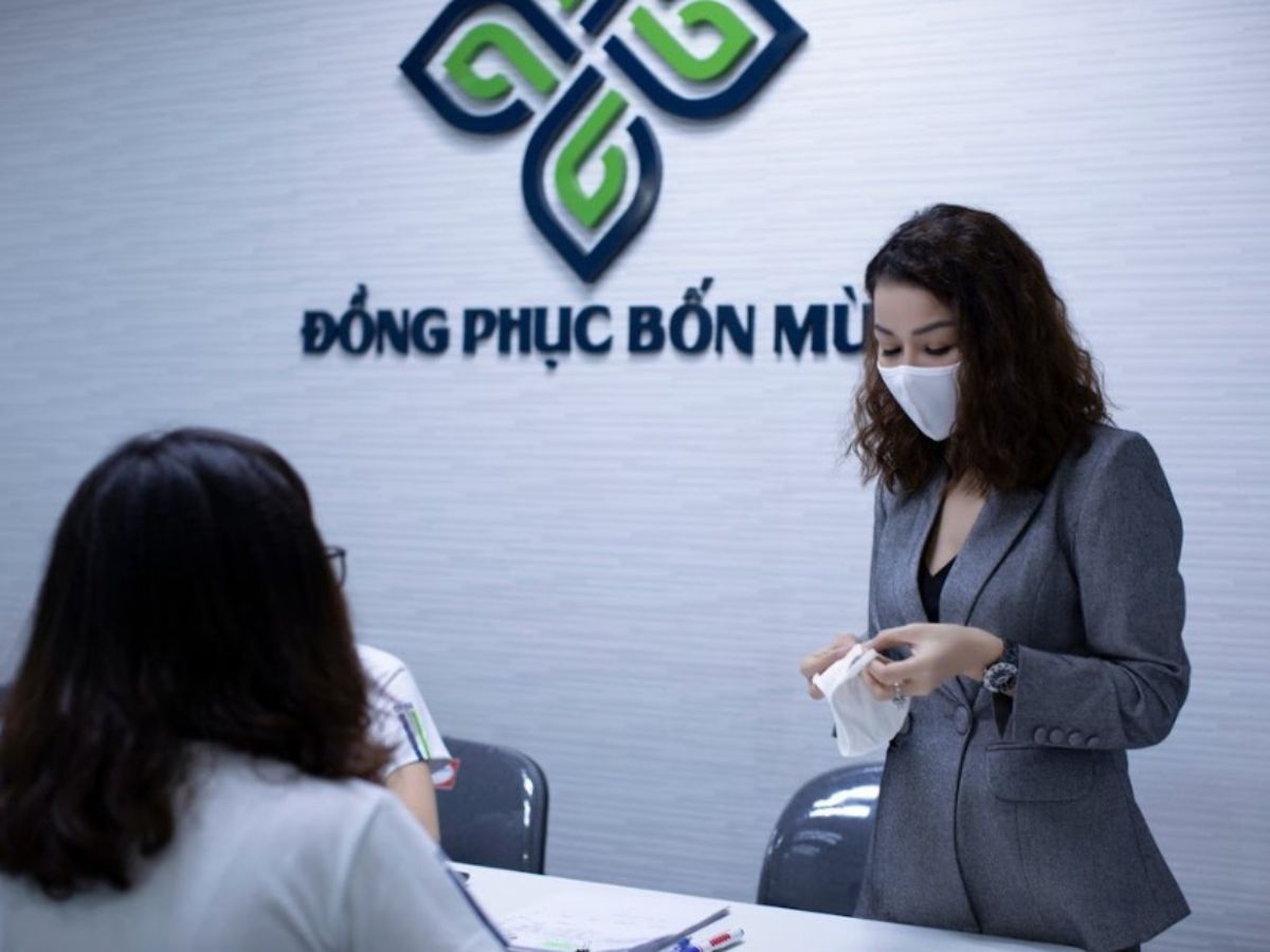 Handy Uni Miễn phí tư vấn và thiết kế mẫu áo đồng phục nam