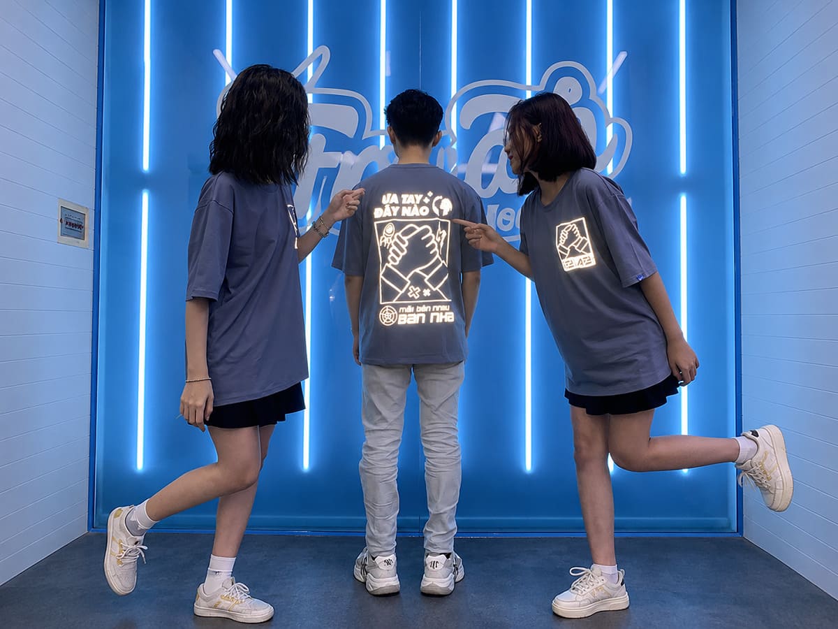 Áo lớp phản quang mang đến sự mới lạ