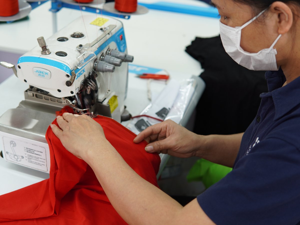 Quy trình đặt may rõ ràng, đảm bảo tiến độ và chất lượng sản phẩm