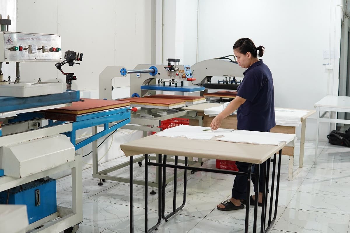 Handy Uni xây dựng quy trình đặt may đặt may đồng Phục với 6 bước đơn giản