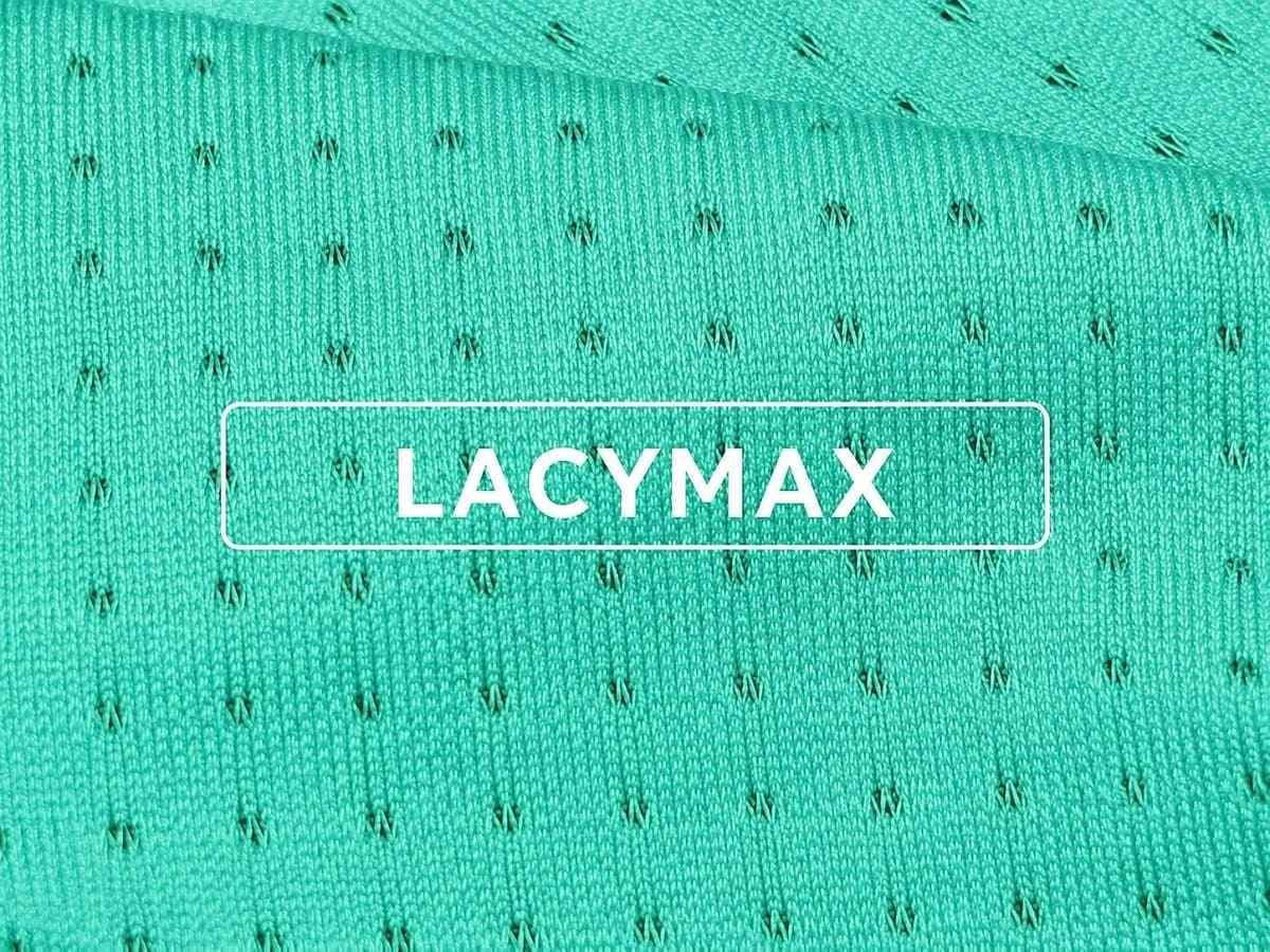 Vải Lacymax giúp áo polo co giãn và giữ phom khá tốt