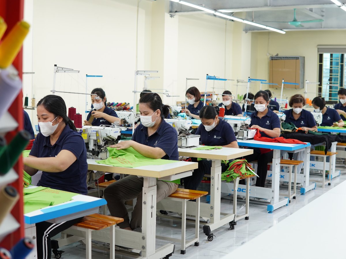 Handy Uni - Giải pháp may đồng phục đạp xe theo yêu cầu dành cho câu lạc bộ và doanh nghiệp