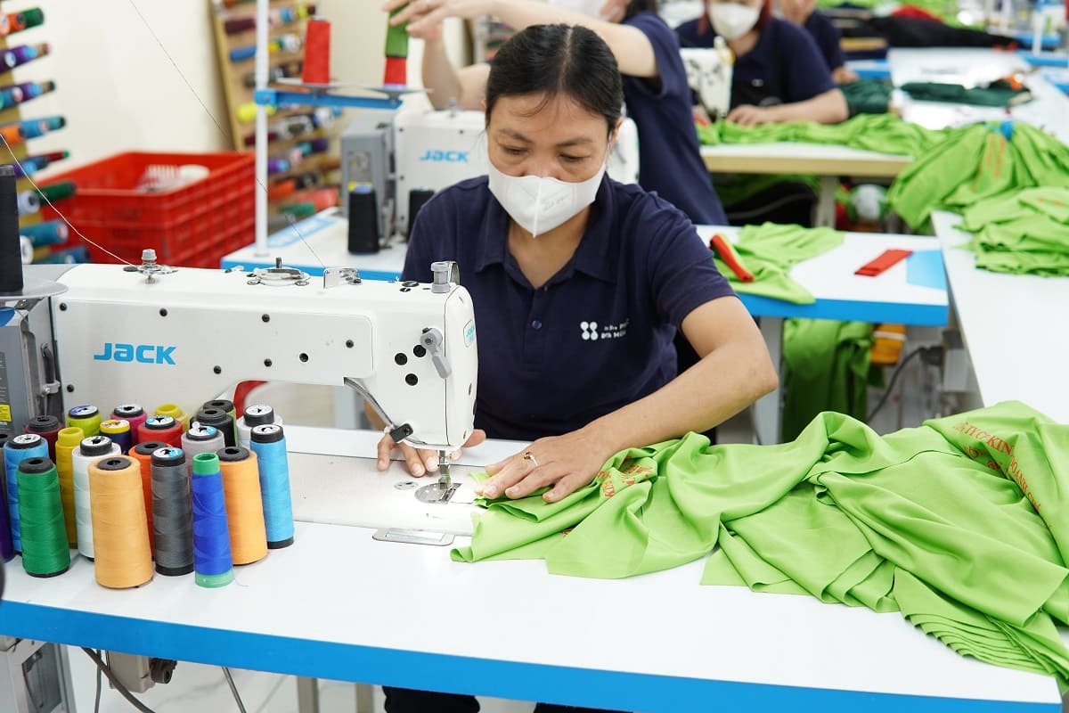 Handy Uni tư vấn và sản xuất áo đồng phục bóng chày theo yêu cầu